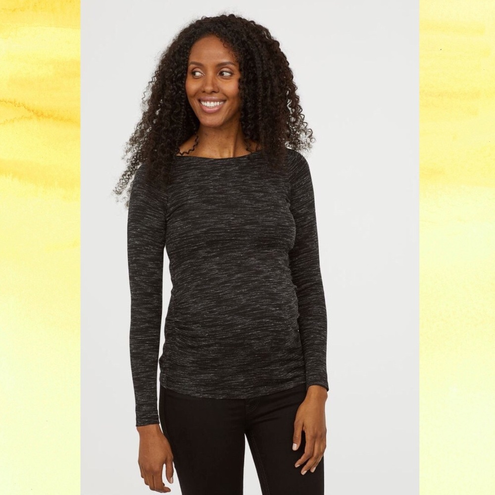 *3 for $15*  •H&M• Mama Top